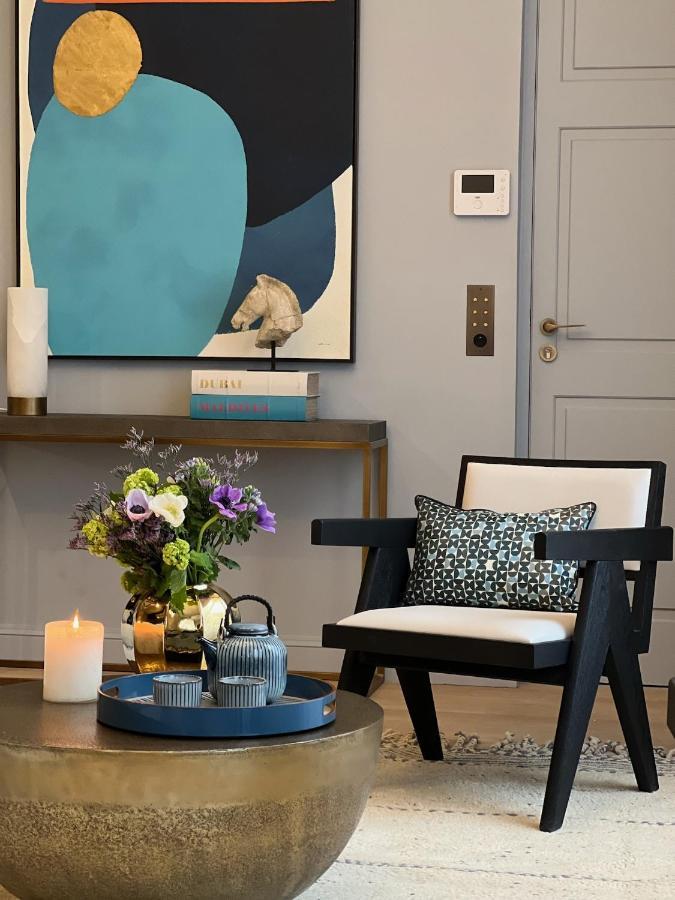 Black Door Paris Luaran gambar