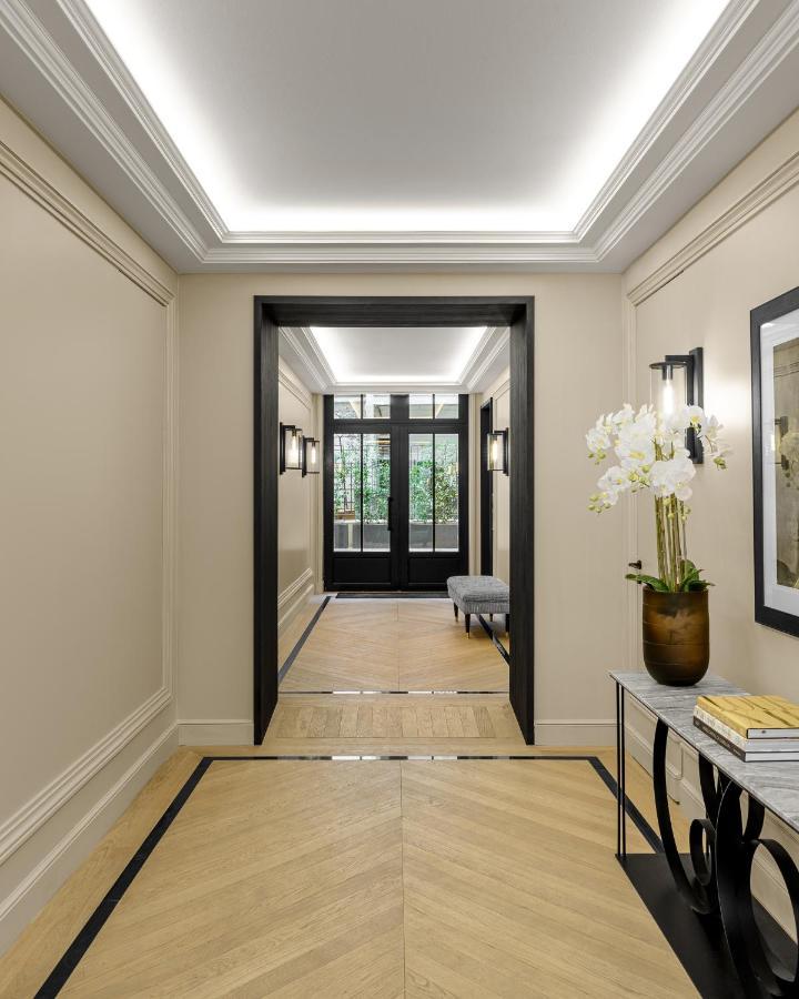 Black Door Paris Luaran gambar